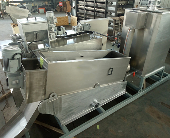 士元直角減速機在疊螺機上的應(yīng)用