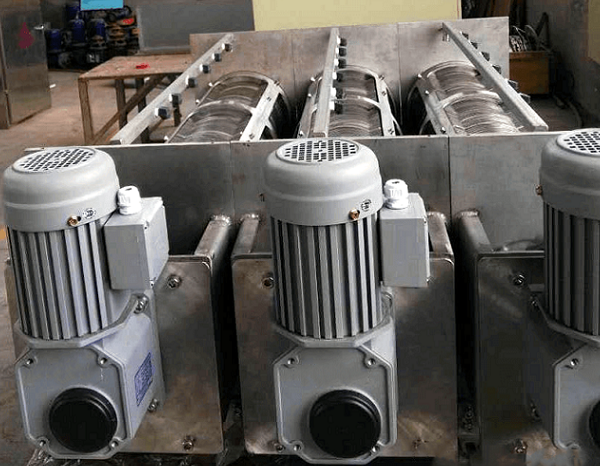 直交軸減速機在螺旋輸送機上的應(yīng)用