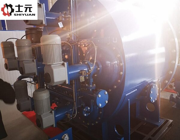 士元直交軸減速機應(yīng)用于港口船舶設(shè)備