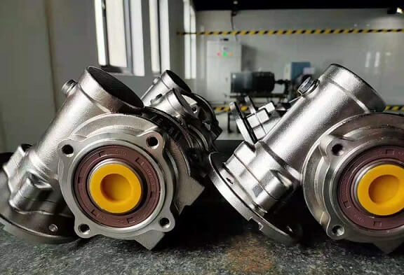 蘇州直交軸不銹鋼減速機(jī)廠家-蘇州邁傳減速機(jī)