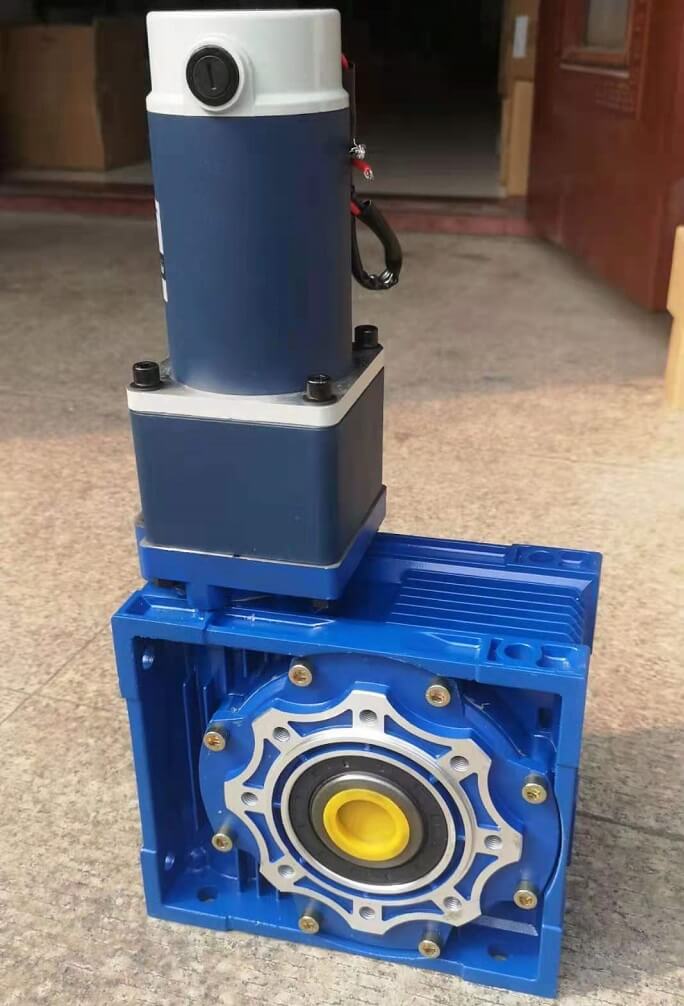 立式大速比減速機(jī)_慢速24V直流無刷直角減速機(jī) 蘇州邁傳直角減速機(jī)
