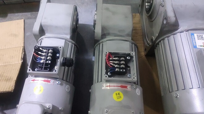 變頻直角減速機BPSGF30-HL-400W-270S 士元電機按需生產(chǎn)