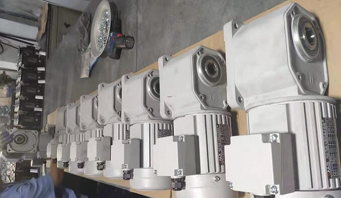 士元直角電機(jī)SGF25-H-400-50-S-G3-B有現(xiàn)貨嗎?