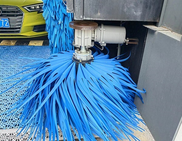 洗車機(jī)減速機(jī)-直角中空軸減速機(jī)的應(yīng)用