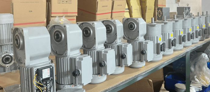 直角空心軸減速機(jī) 士元直角電機(jī)廠家 6月批量發(fā)貨